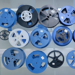 катушка для переноской ленты